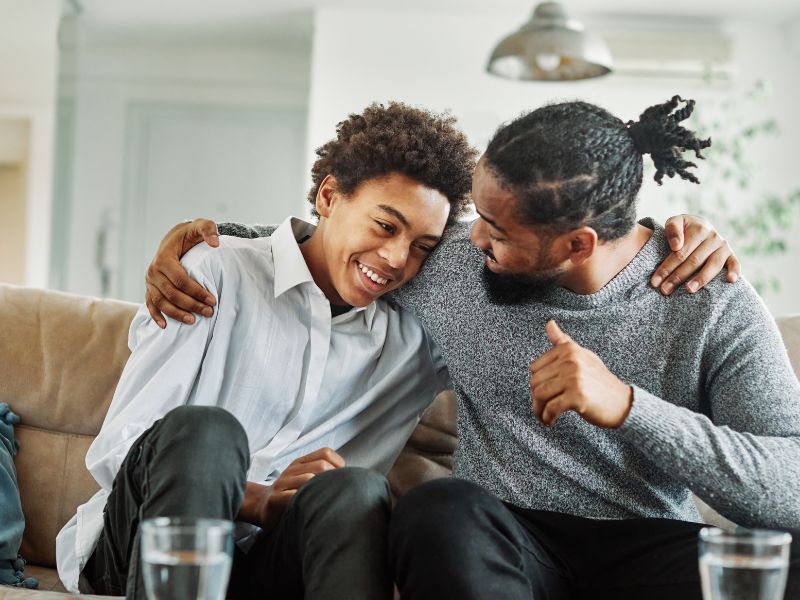 Dicas de como lidar com adolescentes guia para os pais